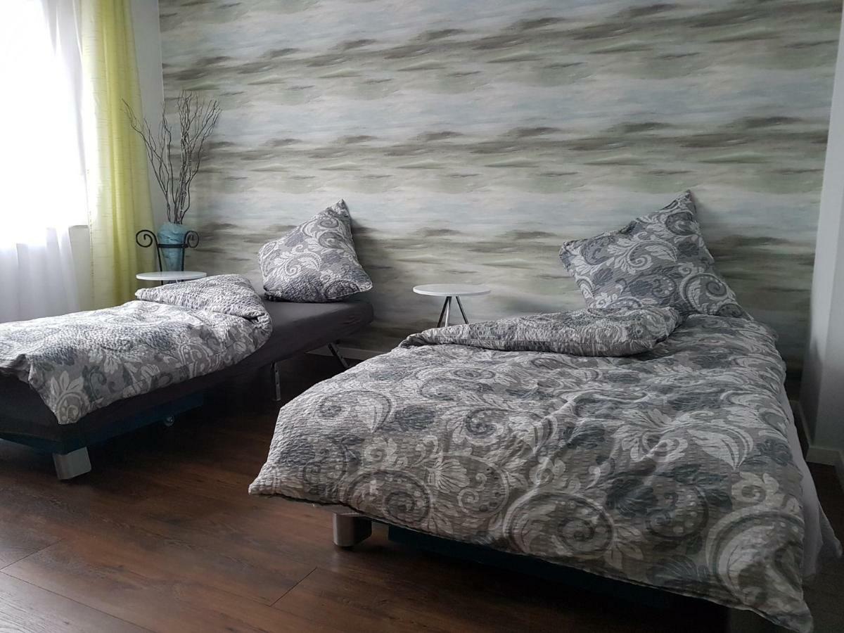 Apartment Alt-Refrath แบร์กิชกลัดบัค ภายนอก รูปภาพ